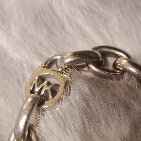 Michael Kors  Toggle link bracelet - Picture 3 of 6